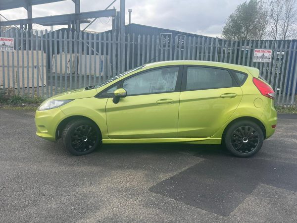 FORD FIESTA AU59 PZO - Image 13